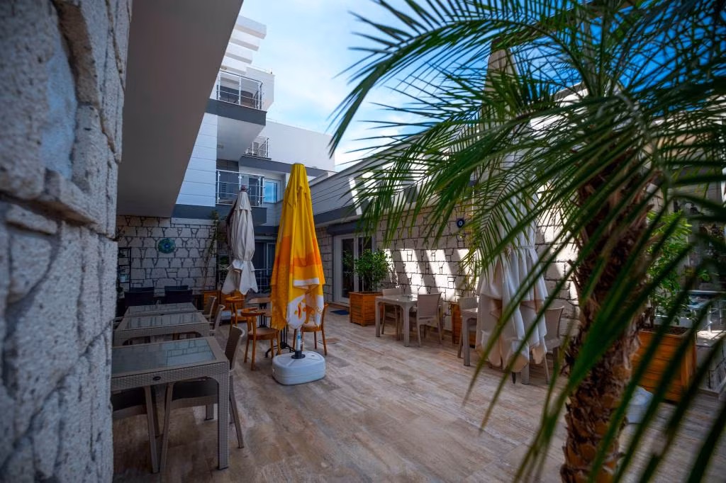 Twins Hotel Çeşme — 8