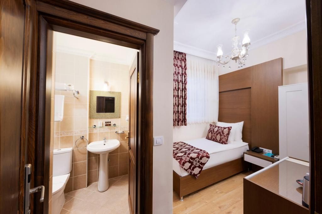 Uyan Otel — 3