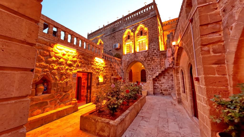 Ulubey Konağı — 8