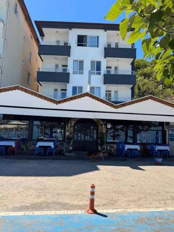 Umut Otel Çakraz — 5