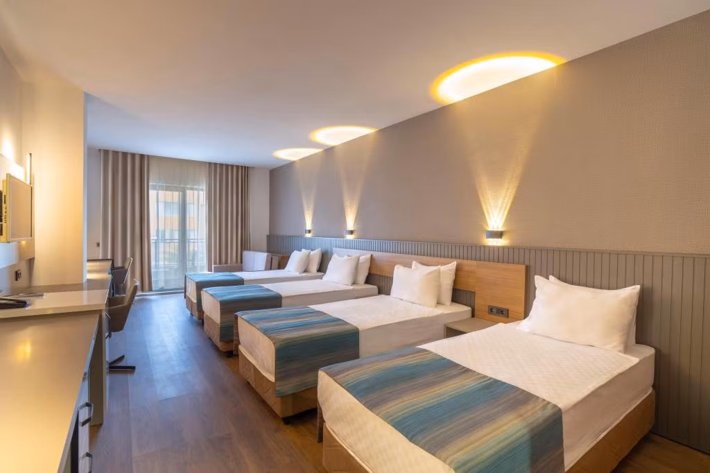 Unipark Hotel By Greenwood — 7