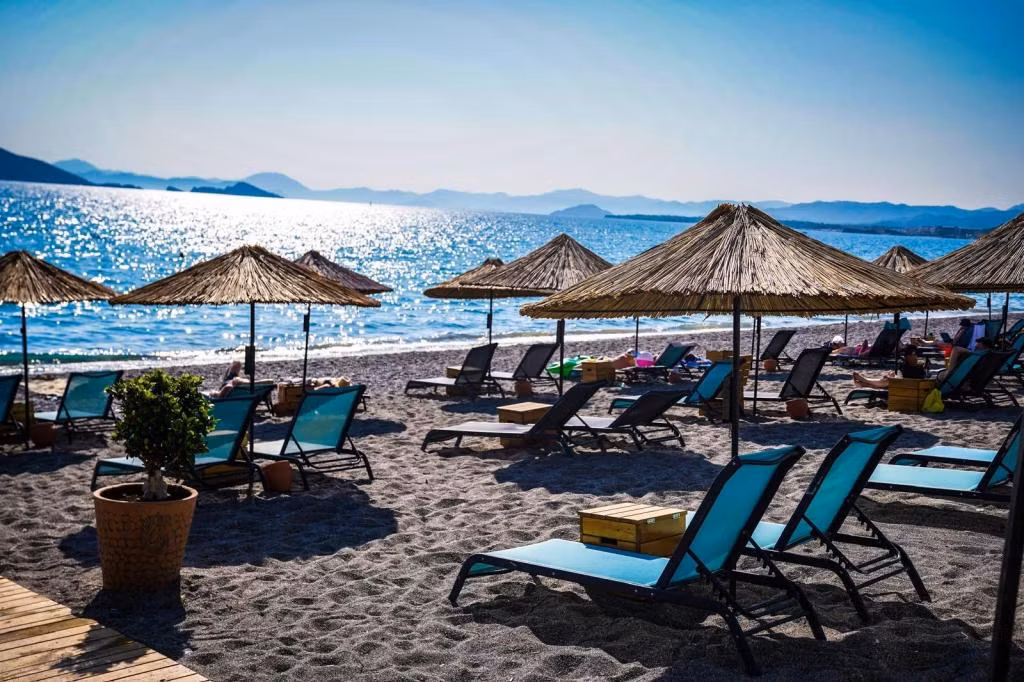 Uras Beach Hotel — 2