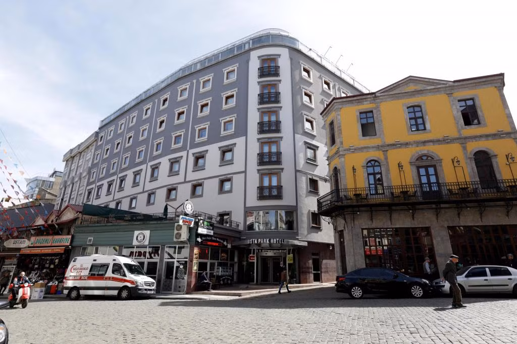 Ustapark Hotel — 3