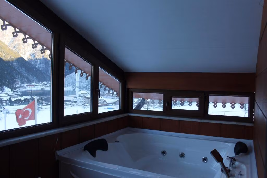 Uzungöl Öztürk Hotel — 5
