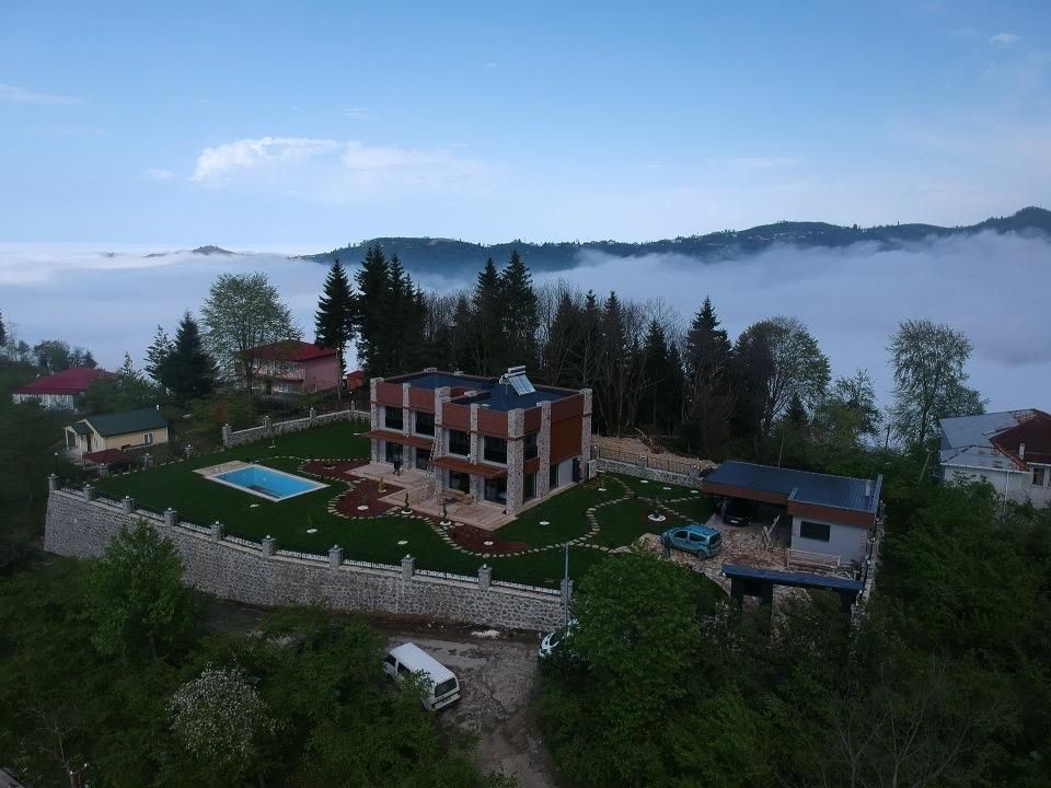Villa Trapeza — 2