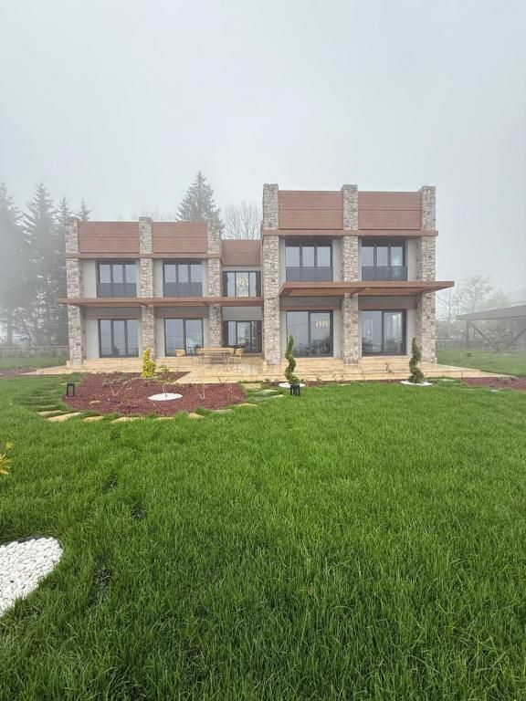 Villa Trapeza — 9
