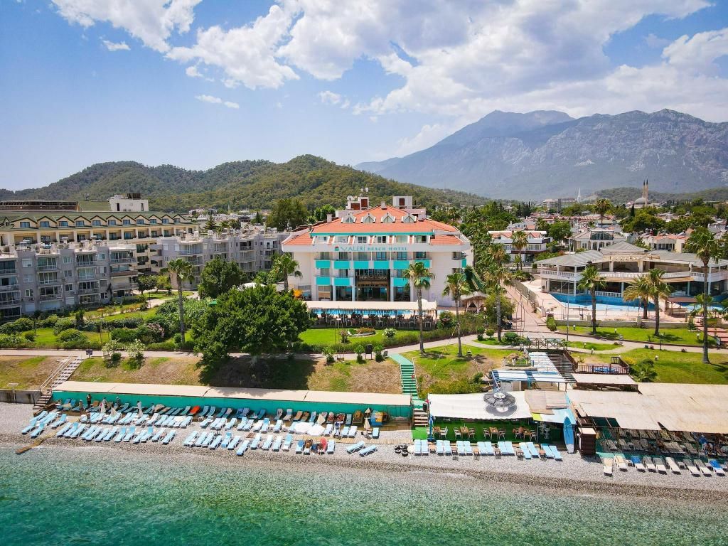 Valeri Beach Hotel — 4