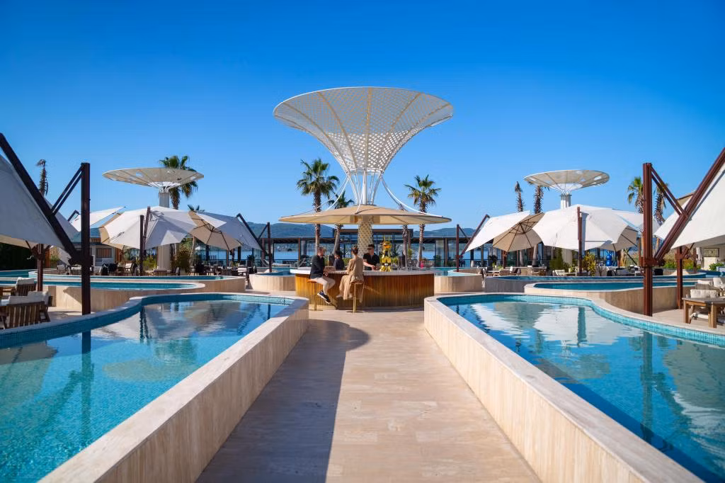 Velour Hotel Restaurant & Spa — 5