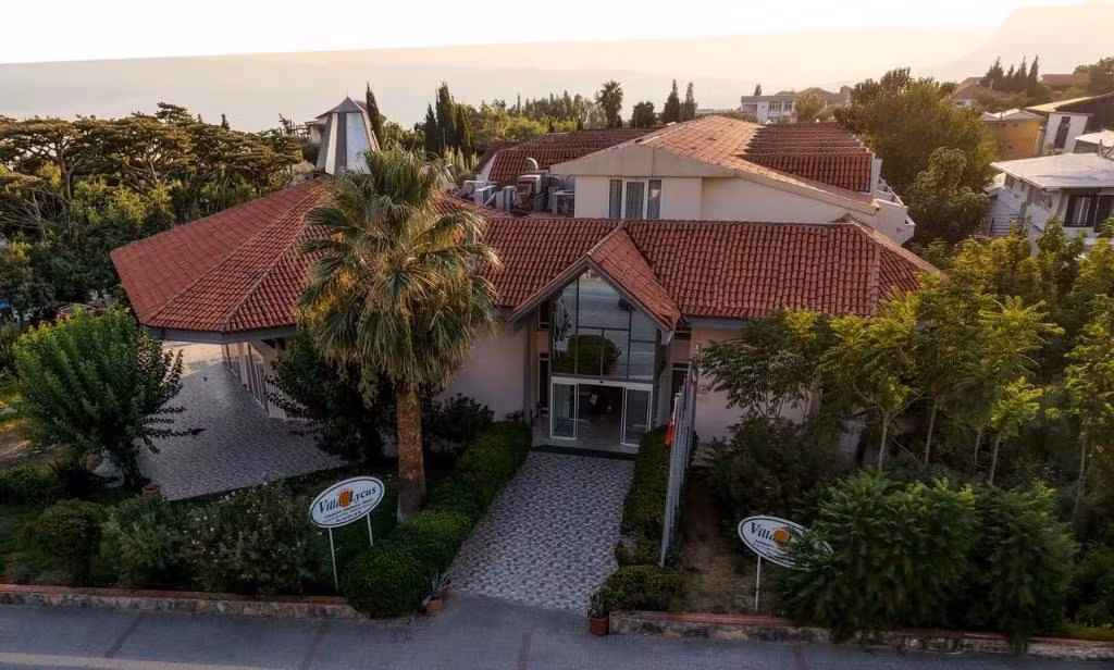 Villa Lycus — 3