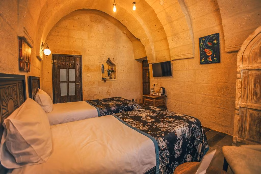 Vintage Cave House — 2