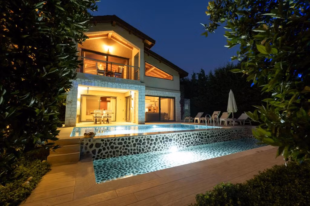 Volans Suites — 8
