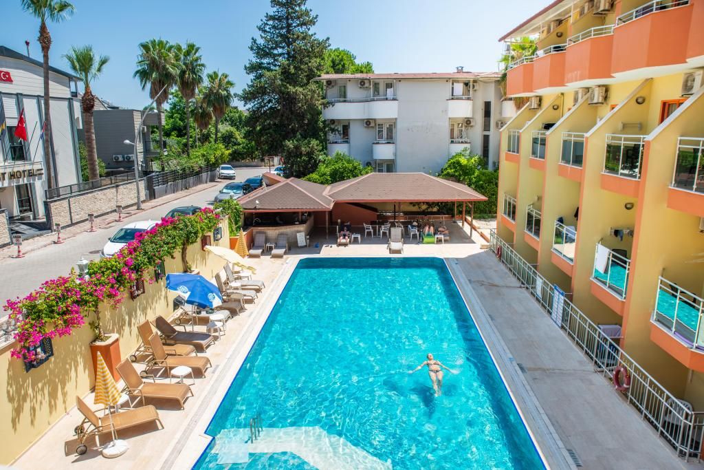 Wassermann Hotel — 2
