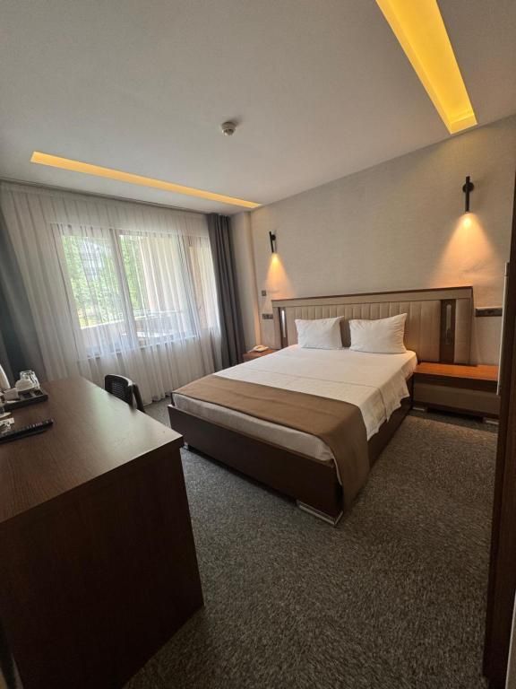 Ween Otel — 7