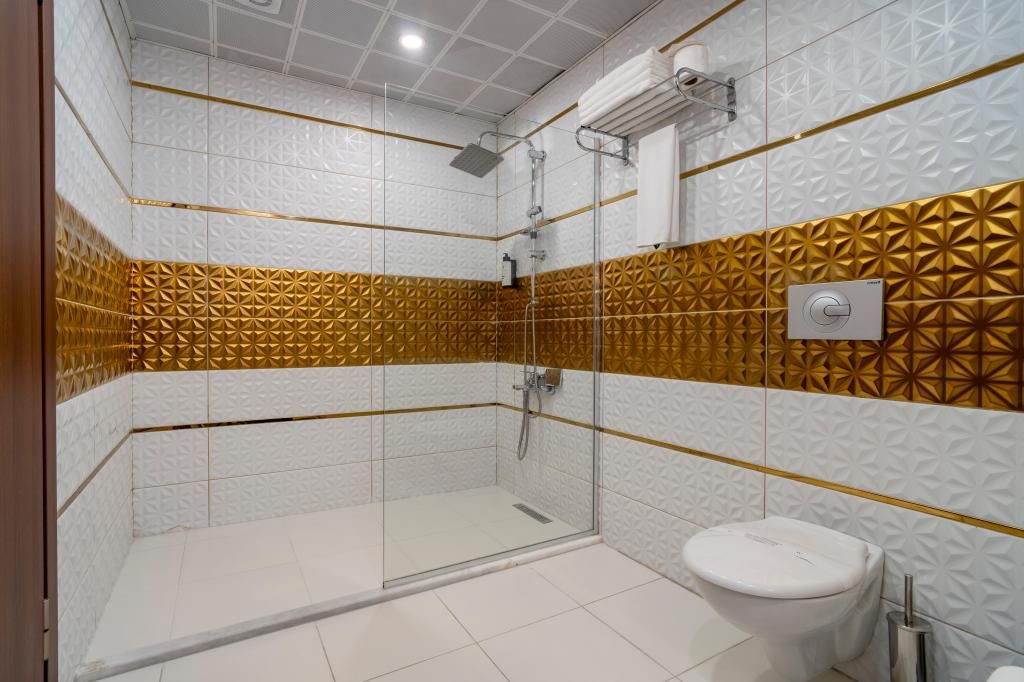 Ween Otel — 5