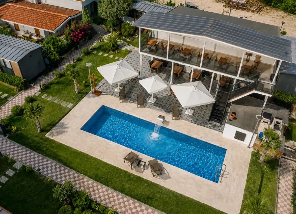 Wega Hotel Çeşme — 3