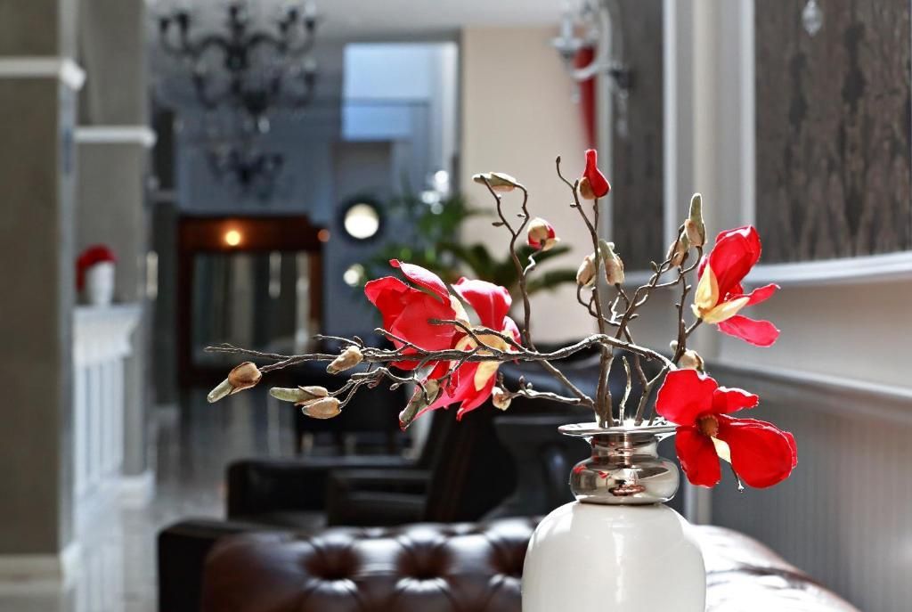 White Rock Castle Suite Hotel and Wellness Club — 6