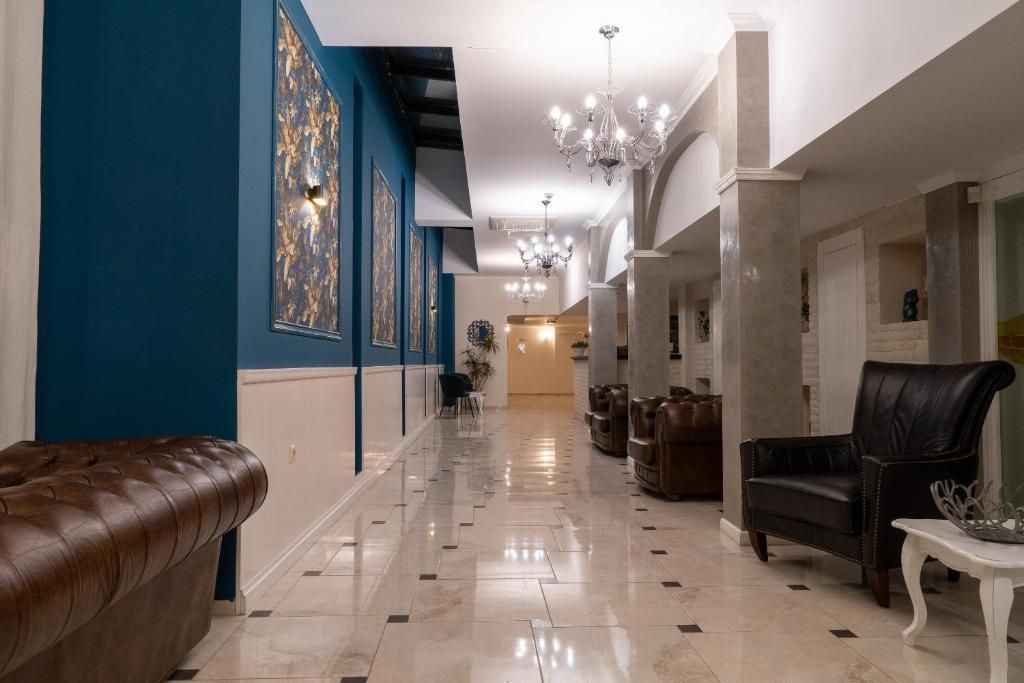 White Rock Castle Suite Hotel and Wellness Club — 5