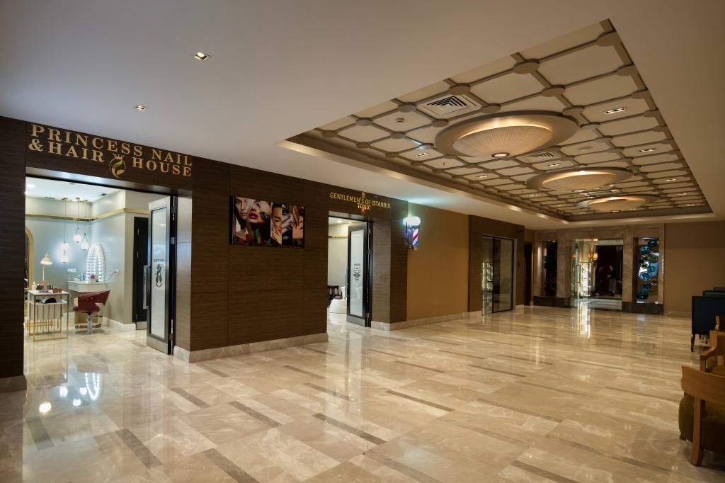 Windsor Hotel & Convention Center İstanbul — 9