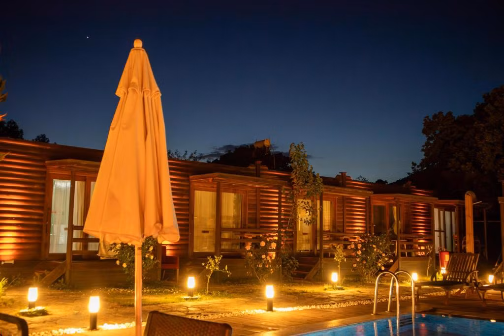 WoodenTowns Bungalows Hotel — 3