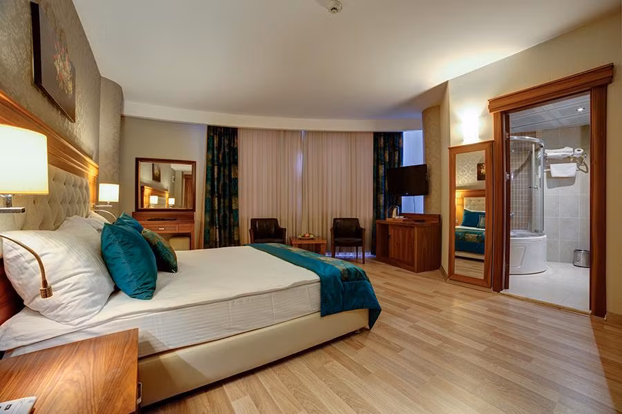 Yücesoy Liva Hotel Spa & Convention Center — 8