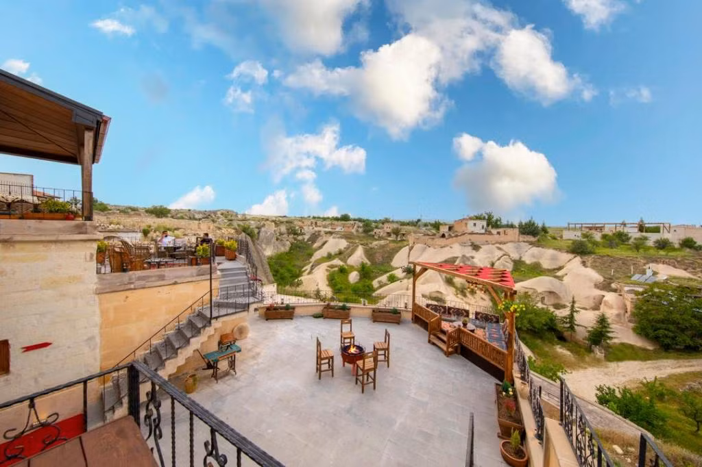 Yüle Cave House — 9