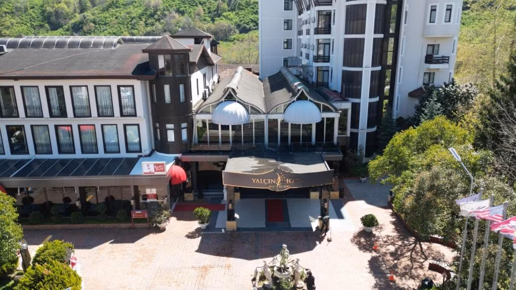 Yalçın Resort Hotel  — 2