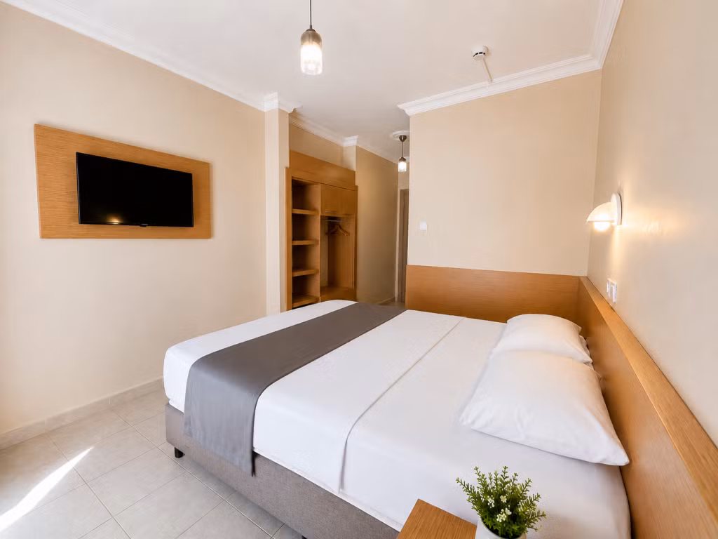 Yaman Life Hotel — 10