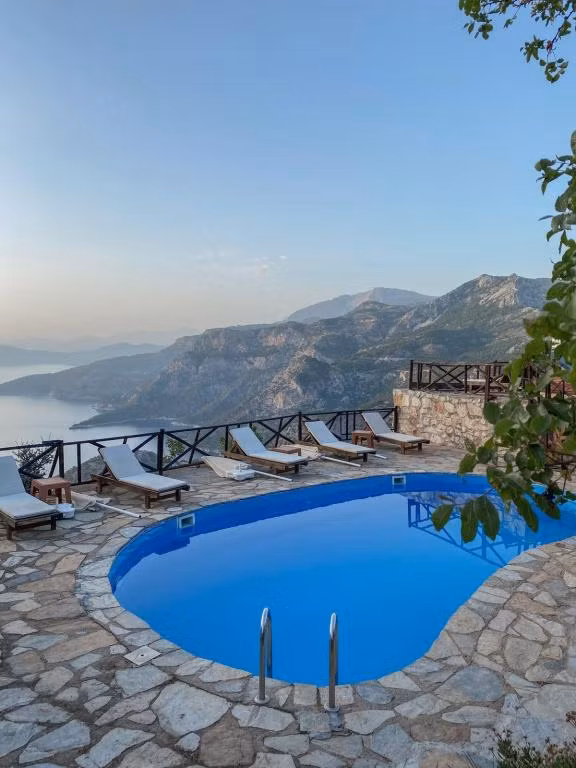 Yediburunlar Lighthouse Boutique Hotel & Restaurant — 7