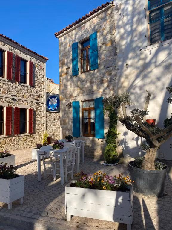 Yeni Foça Sim Otel — 6