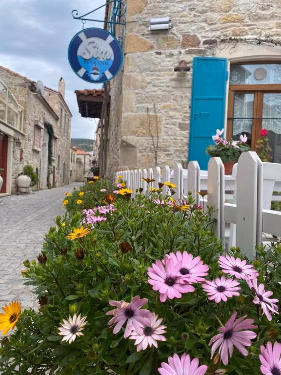 Yeni Foça Sim Otel — 4