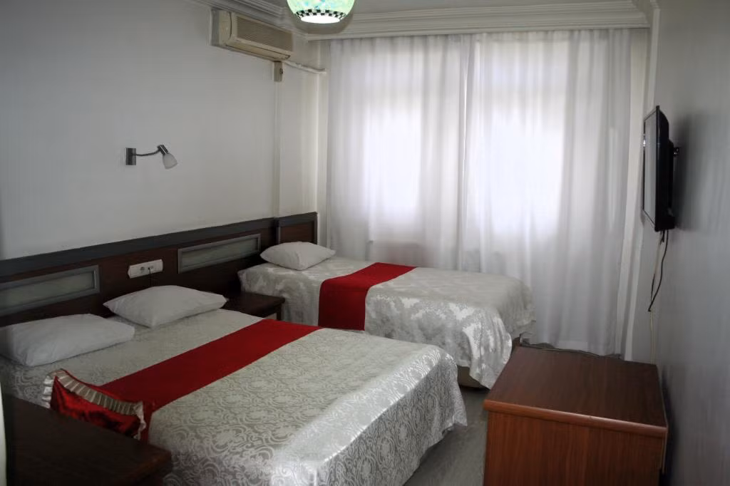 Yeni Köşk Esra Otel — 3