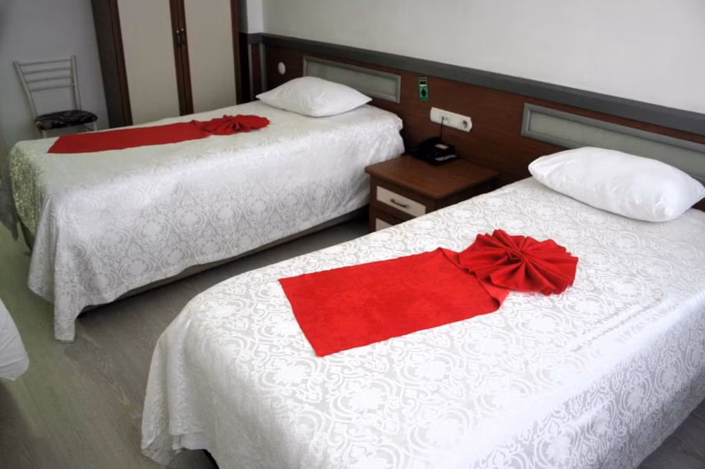 Yeni Köşk Esra Otel — 5