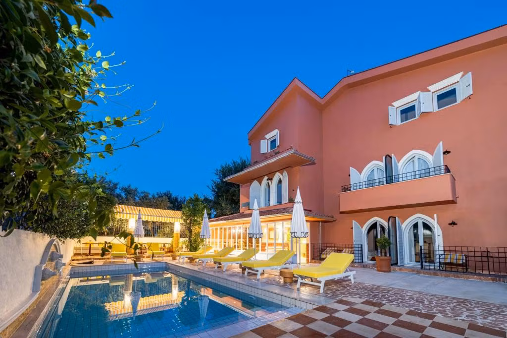 Yonca Anjelika Otel +12 — 6