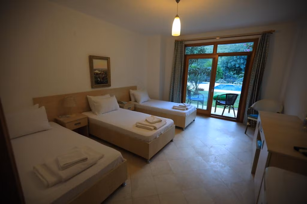 Yonca Butik Otel — 7
