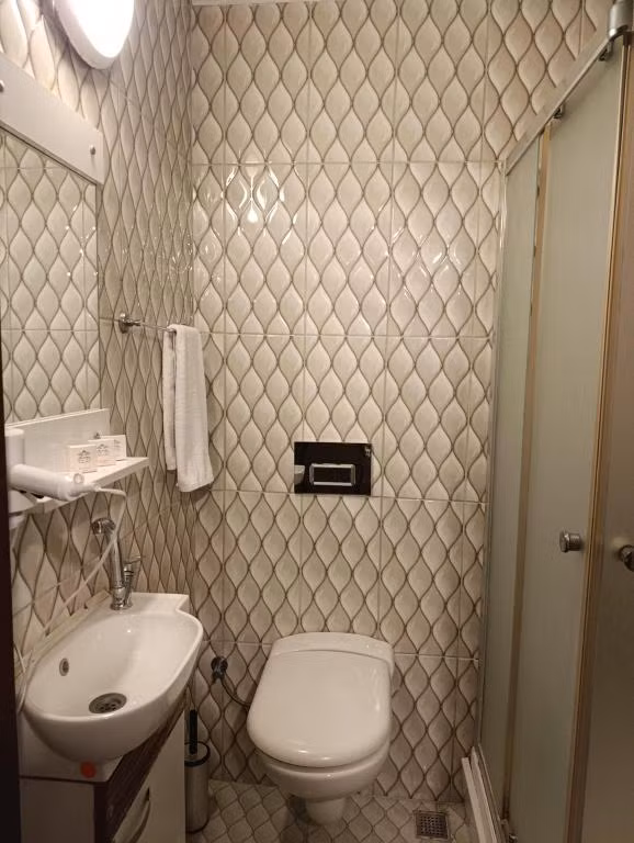 Zarina Hotel Pansiyon — 5