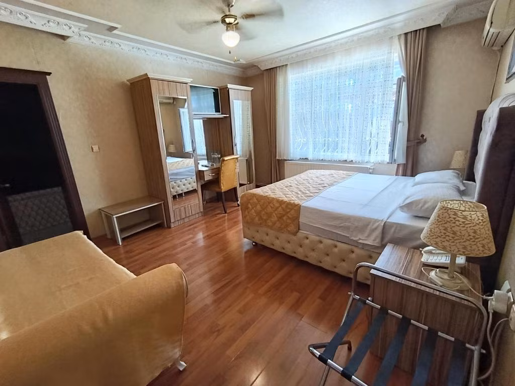 Zarina Hotel Pansiyon — 10