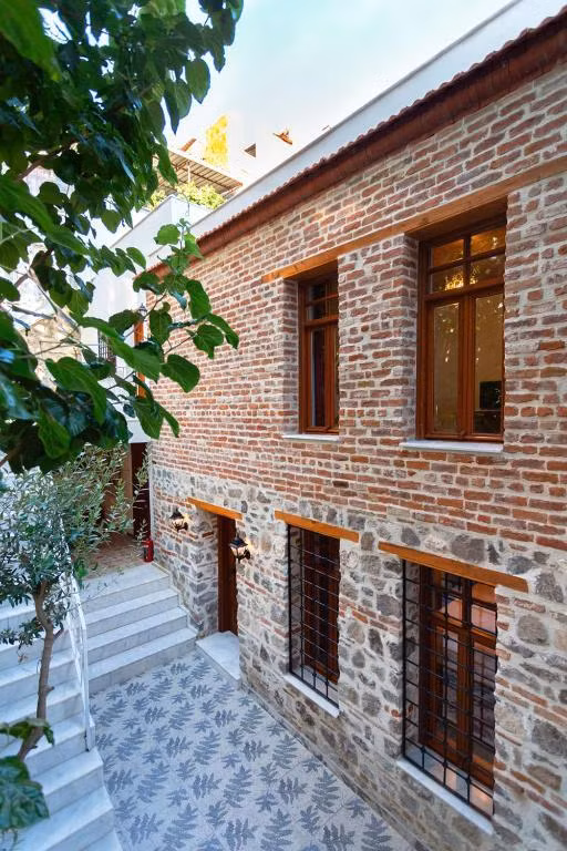 Zeytinli Konak İzmir