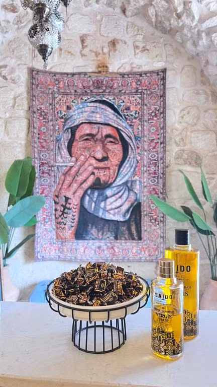 Zenobia Konak — 7