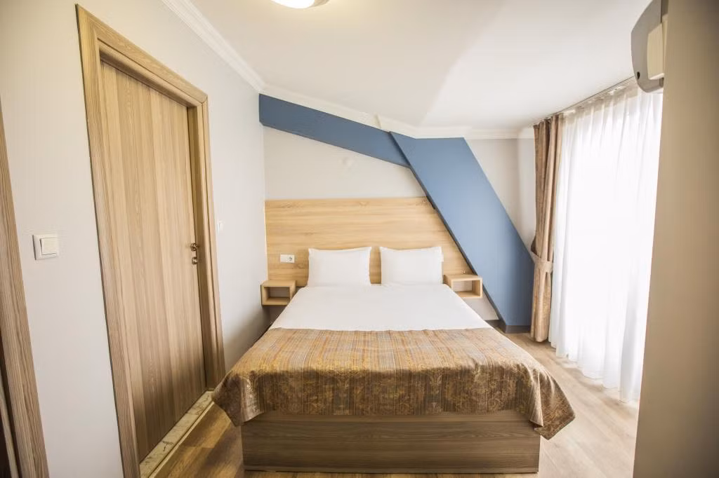 Konuk Otel — 2