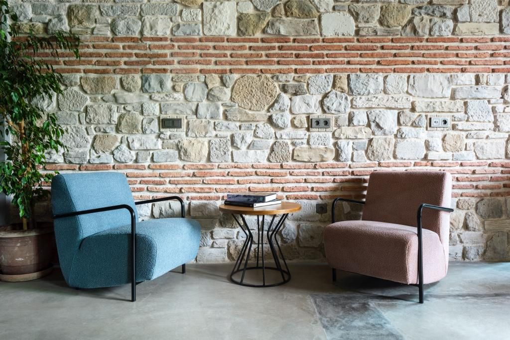 Petrion Hotel — 4