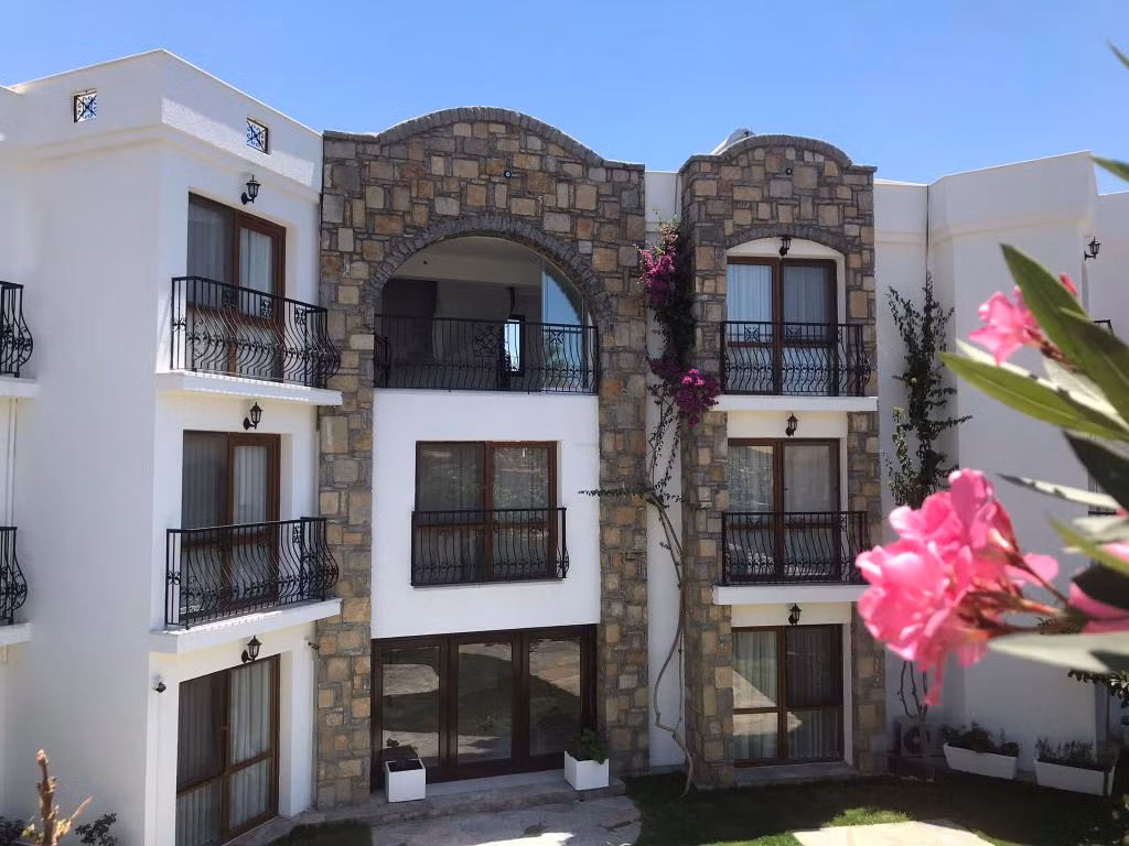 Ayhan Suite Hotel — 8