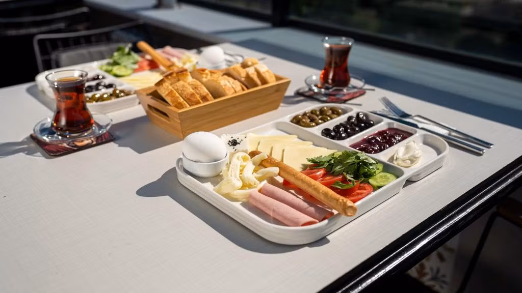 Şehri Saray Kumbağ Apart Otel — 3