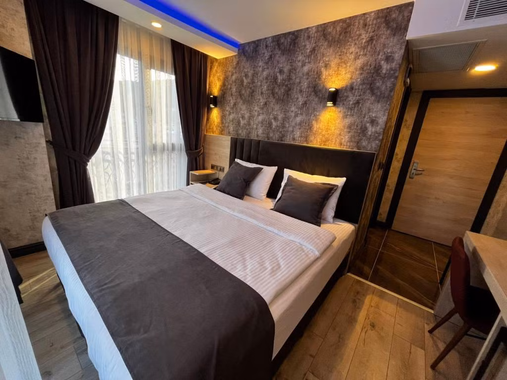 Avni Bey Otel — 9