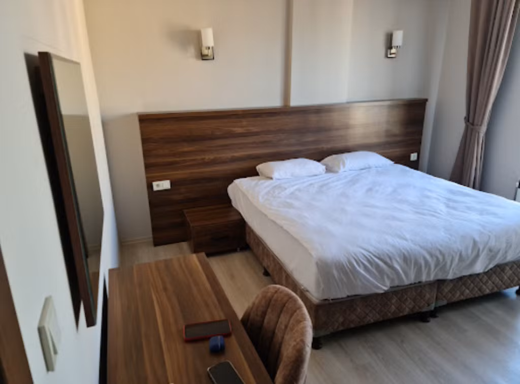 Longoz Hotel — 9