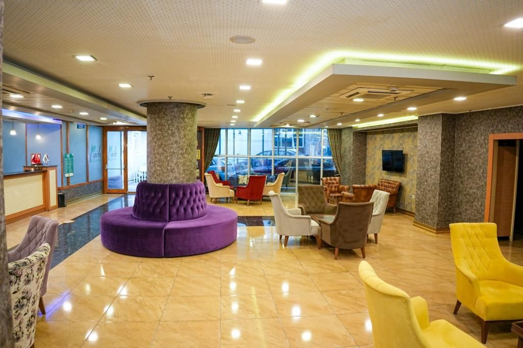 Park Square Hotel — 3