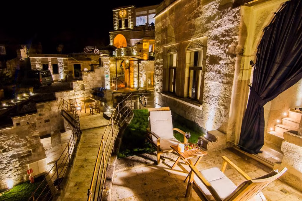 Azure Cave Suites — 4