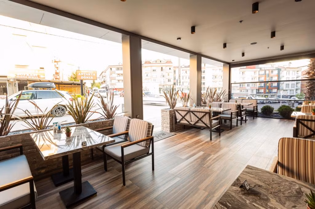 Levor Hotel  — 4