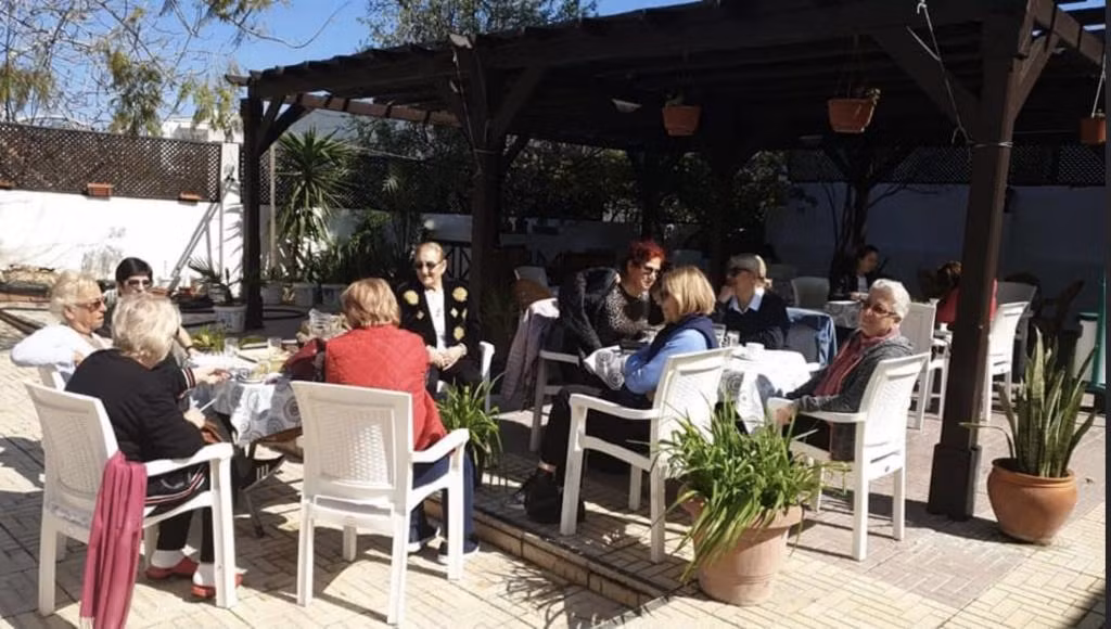 Bristol Hotel Girne — 7