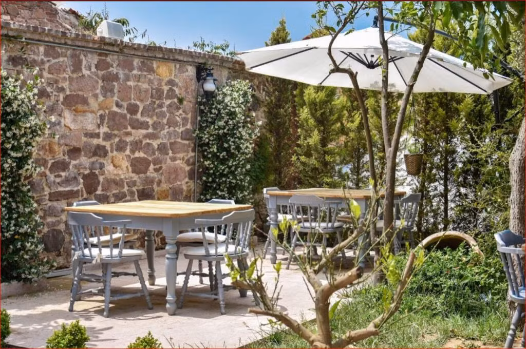 Lunaria Guest House Ayvalık — 2