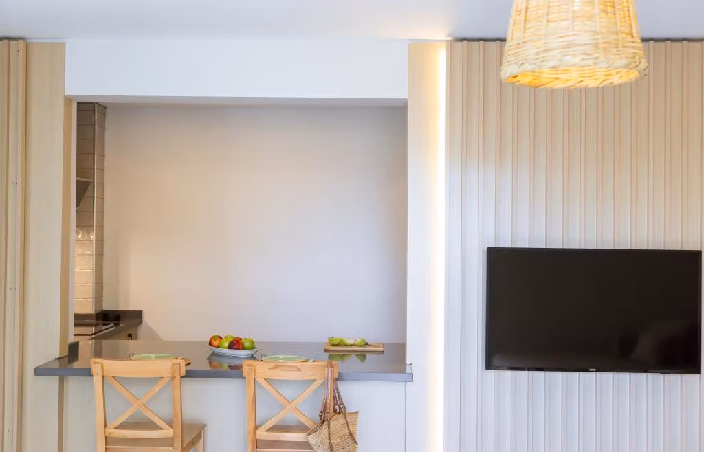 Sole Suites — 4